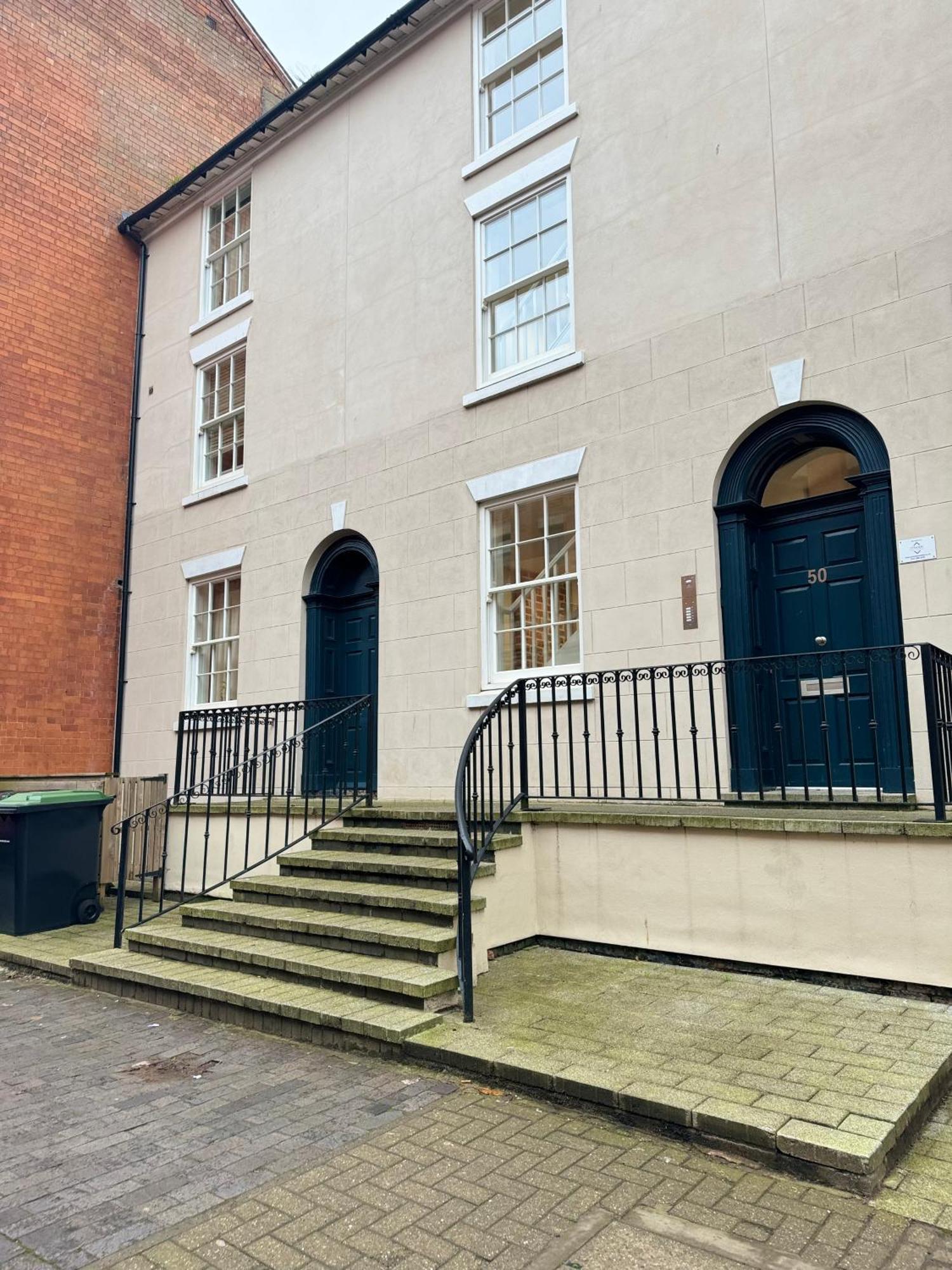 Osbourne House Pink 2 Bed, 2 And Half Bath Διαμέρισμα Μπέρμιγχαμ Εξωτερικό φωτογραφία