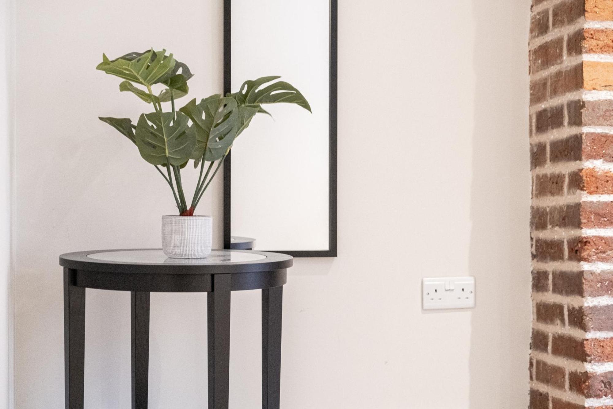 Osbourne House Pink 2 Bed, 2 And Half Bath Διαμέρισμα Μπέρμιγχαμ Εξωτερικό φωτογραφία